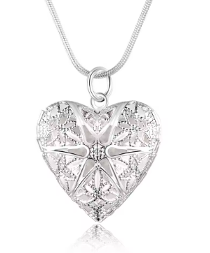 Collar Guardapelo "Guardián de Recuerdos" Corazón de Filigrana en Plata
